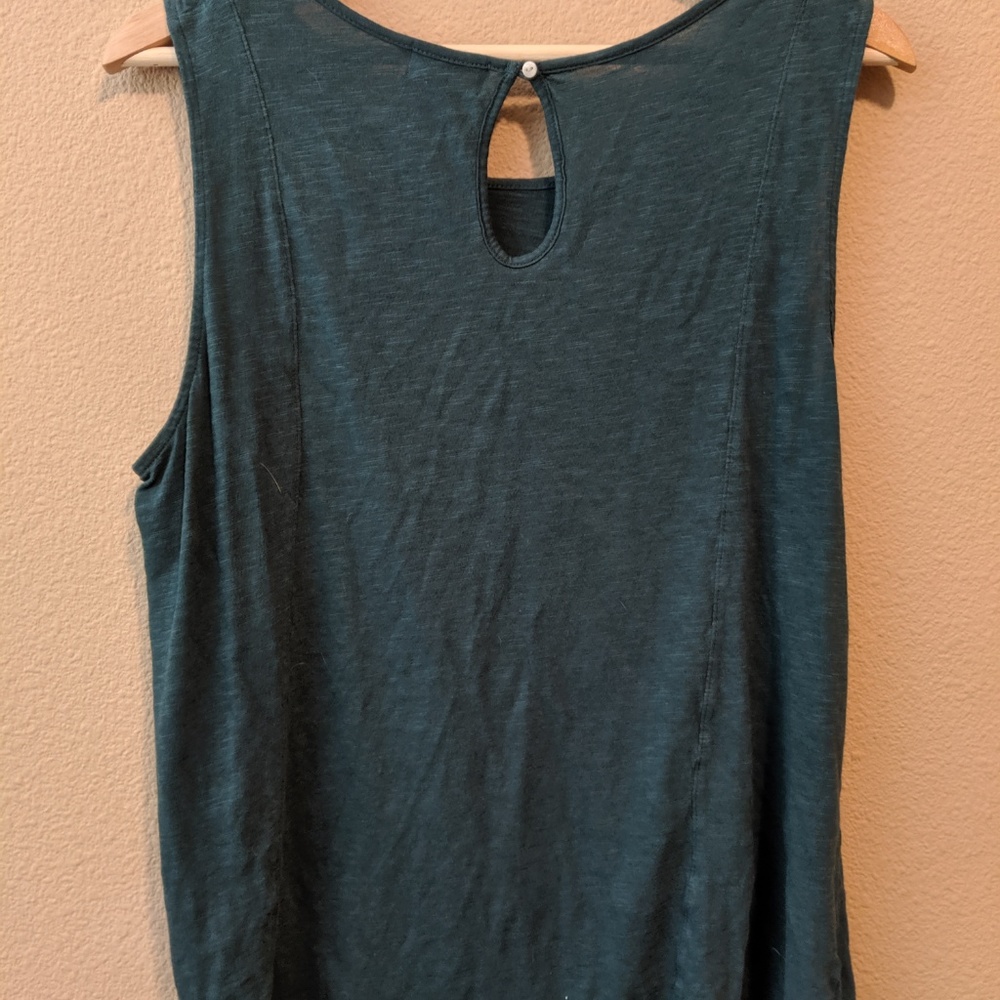 Old Navy Basic Basic Boho Tank - Picture 3 of 4